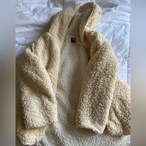 Urban outfitters BDG Sherpa coat